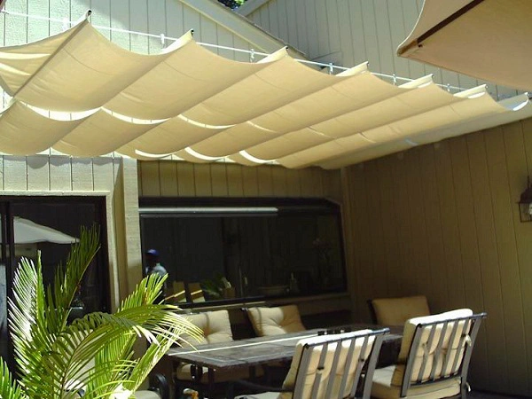 Cách sử dụng mái hiên di động, bạt che nắng mưa để luôn bền đẹp theo thời gian