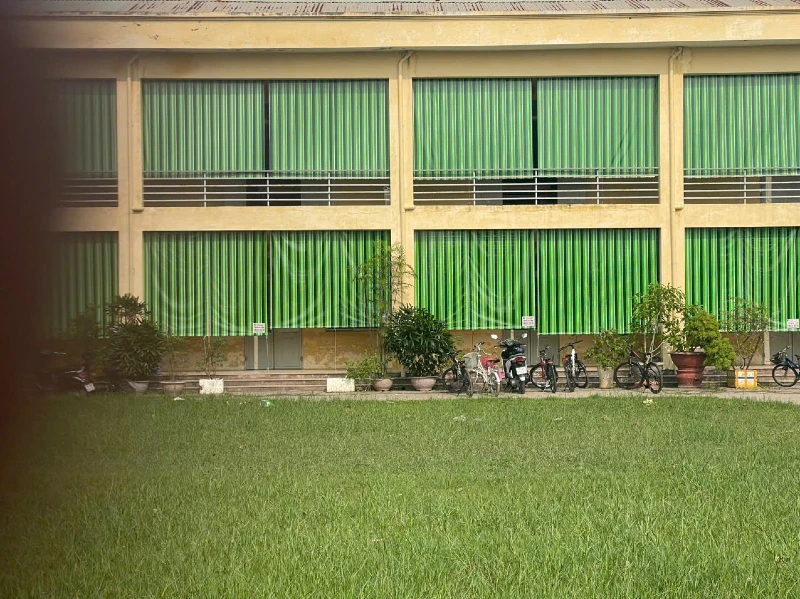 Bạt che nắng mưa trường học