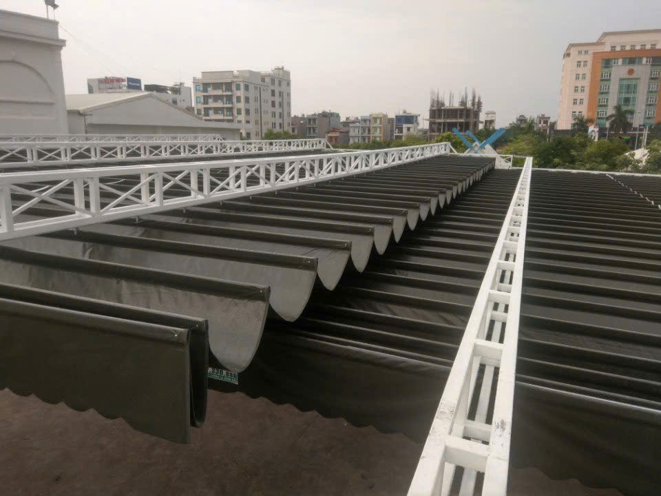 Bạt xếp lượn sóng