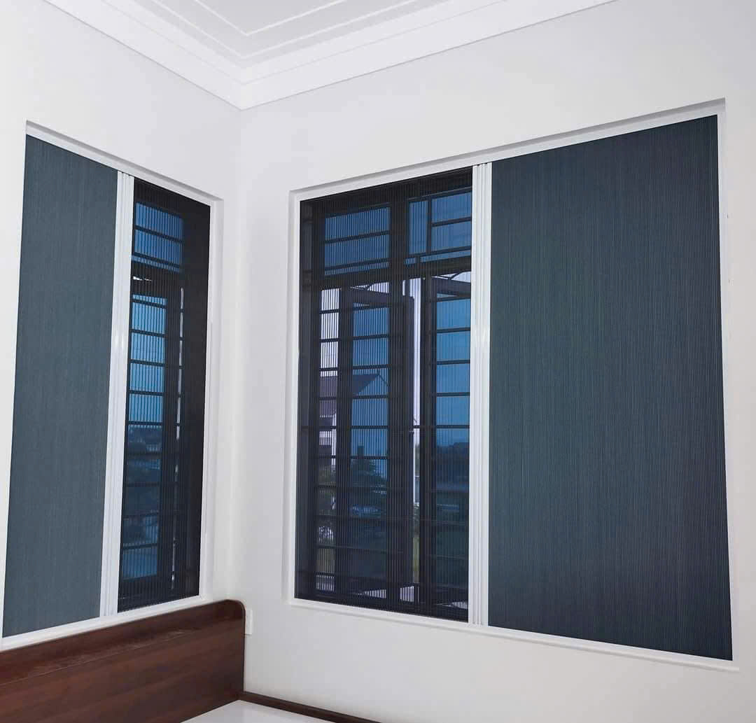 Cửa lưới chống muỗi kết hợp rèm tổ ong cho cửa sổ