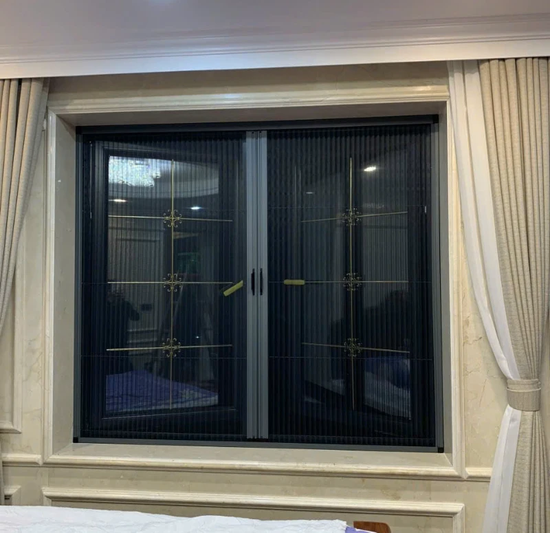 Cửa xếp chống muỗi cho cửa sổ