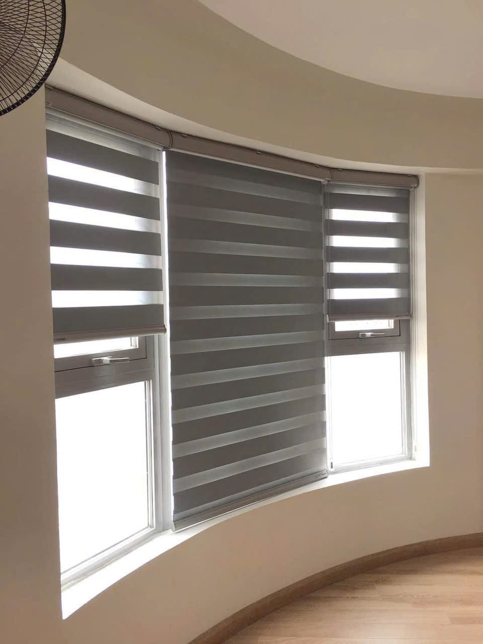 Rèm cửa cầu vồng cao cấp