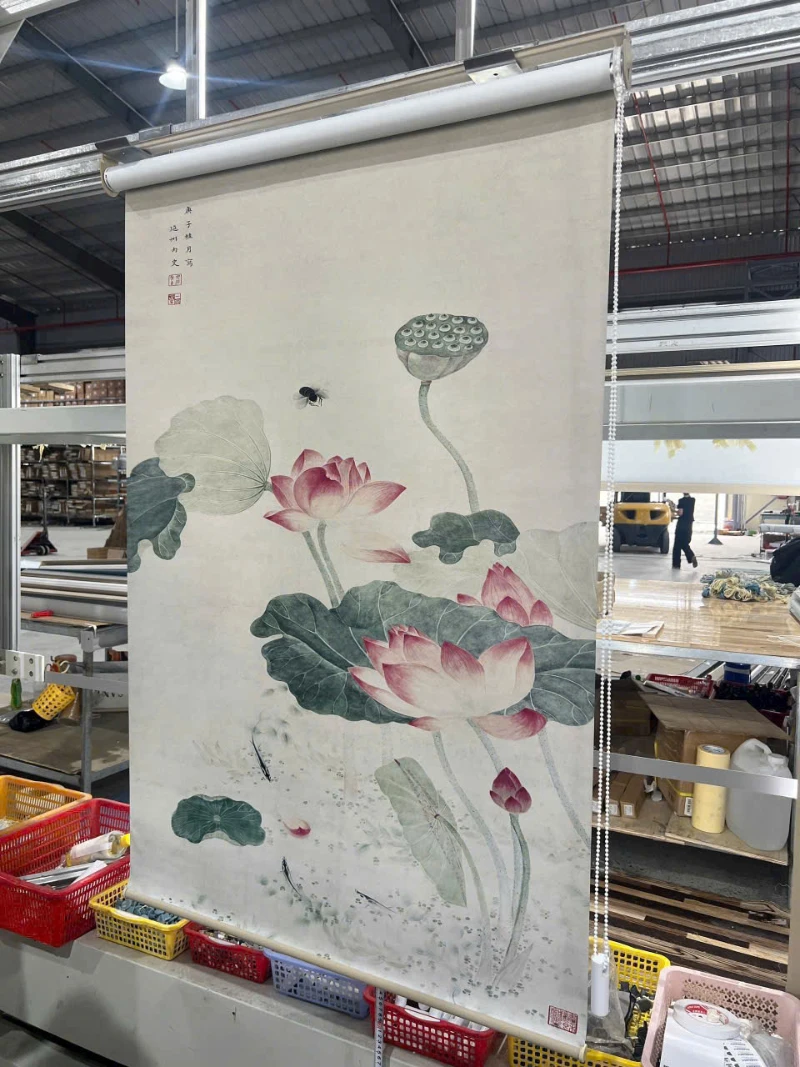 Rèm cuốn in tranh hoa sen thủy mặc