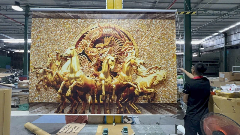 Rèm cuốn in tranh mã đáo thành công