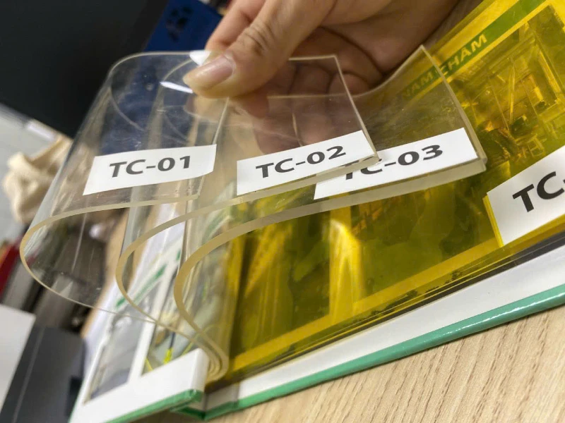 Rèm nhựa PVC ngăn cầu thang