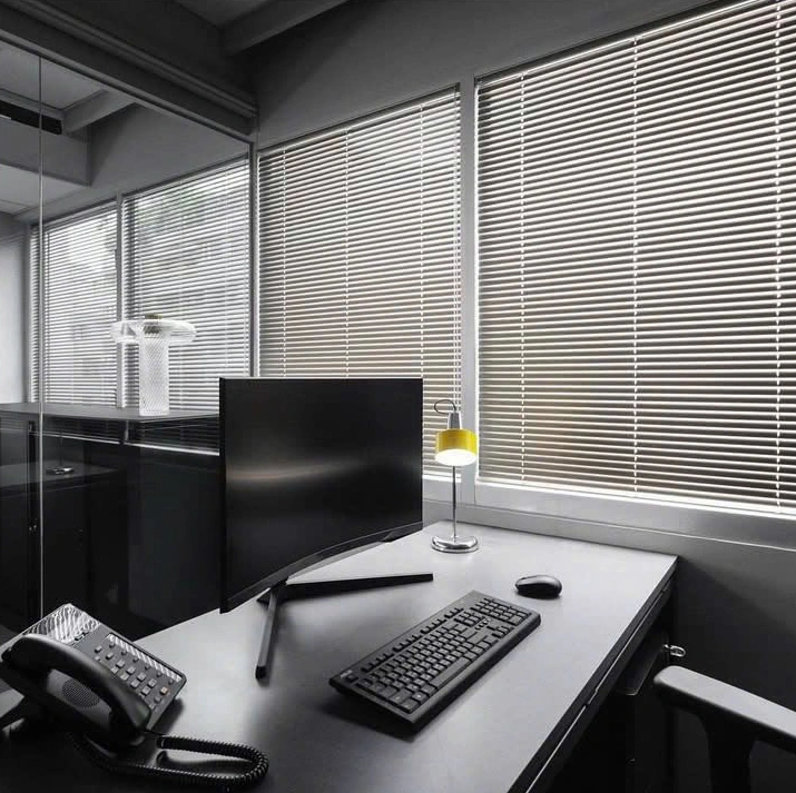 Rèm sáo nhôm văn phòng