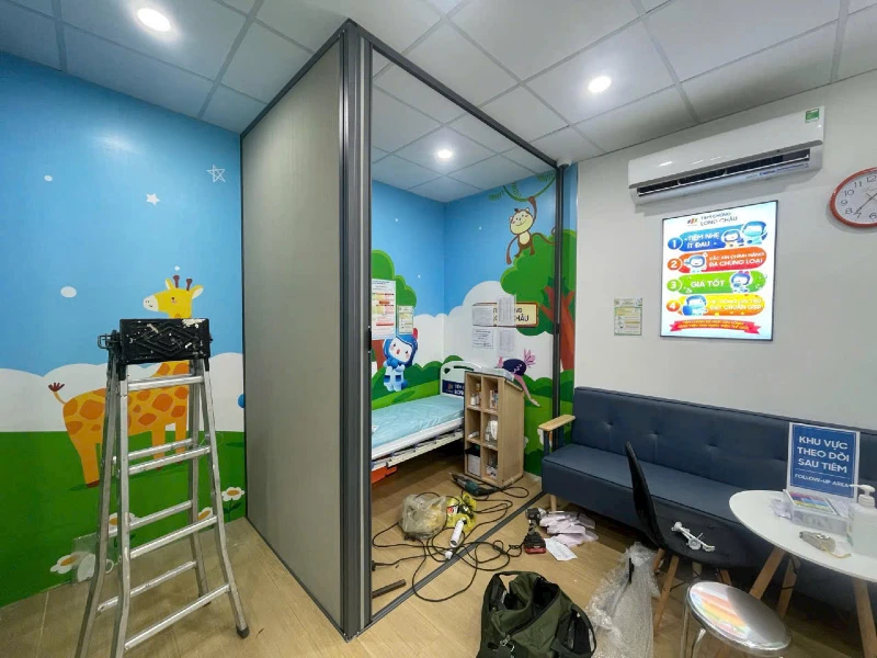 Vách tổ ong ngăn phòng chữ L