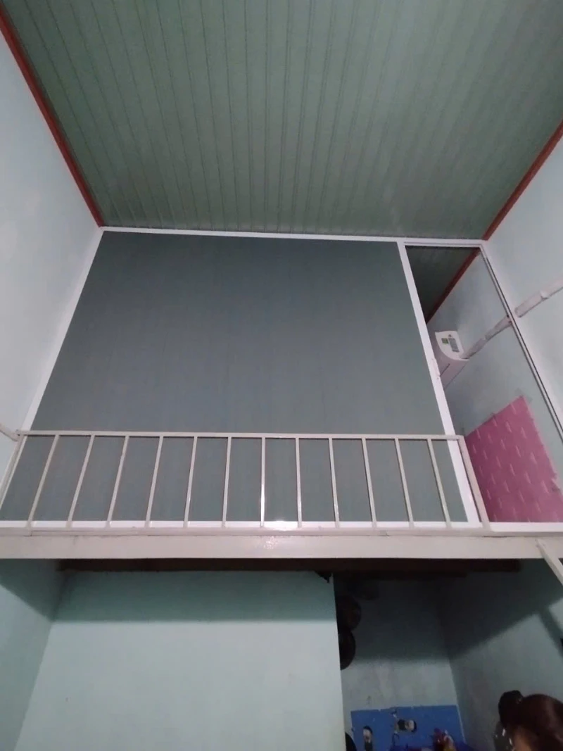 Vách tổ ong ngăn phòng, ngăn lạnh gác lửng